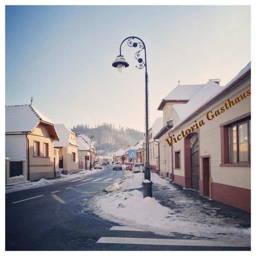Victoria Gasthaus Rasnov - Charming Vacation House In Rasnov Bagian luar foto