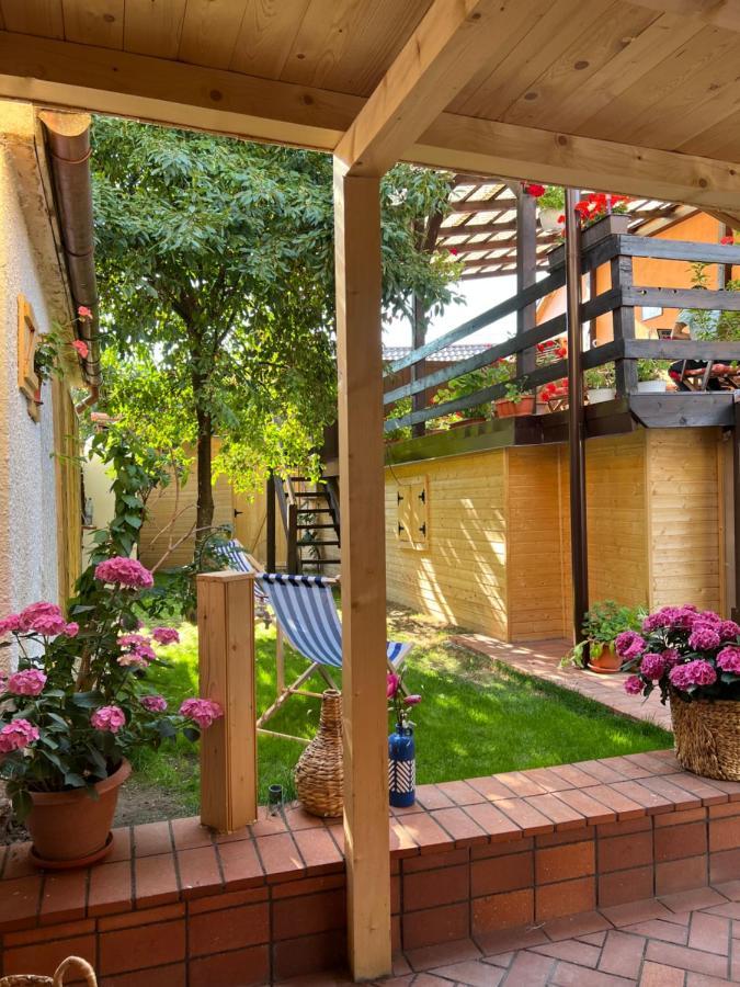 Victoria Gasthaus Rasnov - Charming Vacation House In Rasnov Bagian luar foto