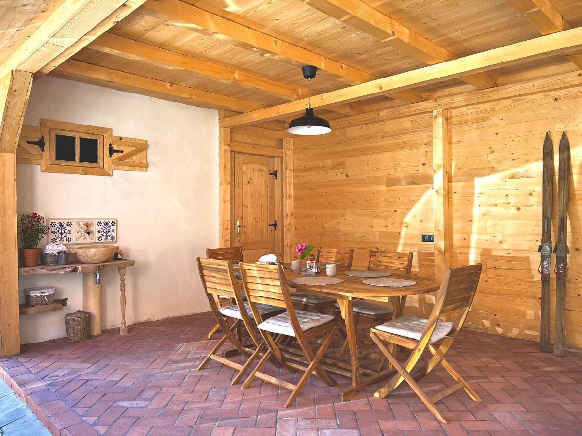Victoria Gasthaus Rasnov - Charming Vacation House In Rasnov Bagian luar foto